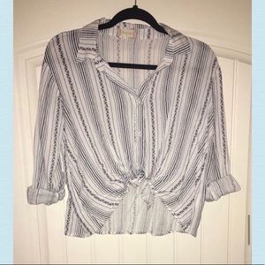 Altair’s State Tied Button Up